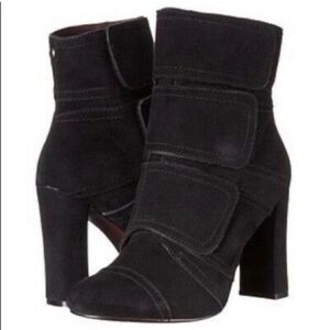 New! Nicole Miller Artelier Women's Andi Black Suede Booties 10M